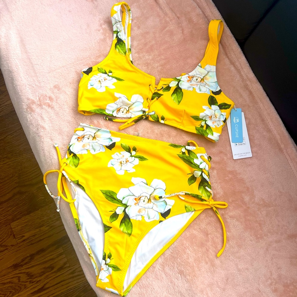Cupshe Floral Yellow Bikini